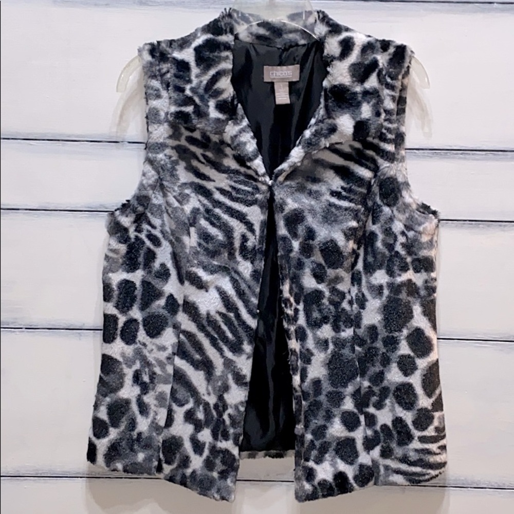 CHICO'S faux fur vest